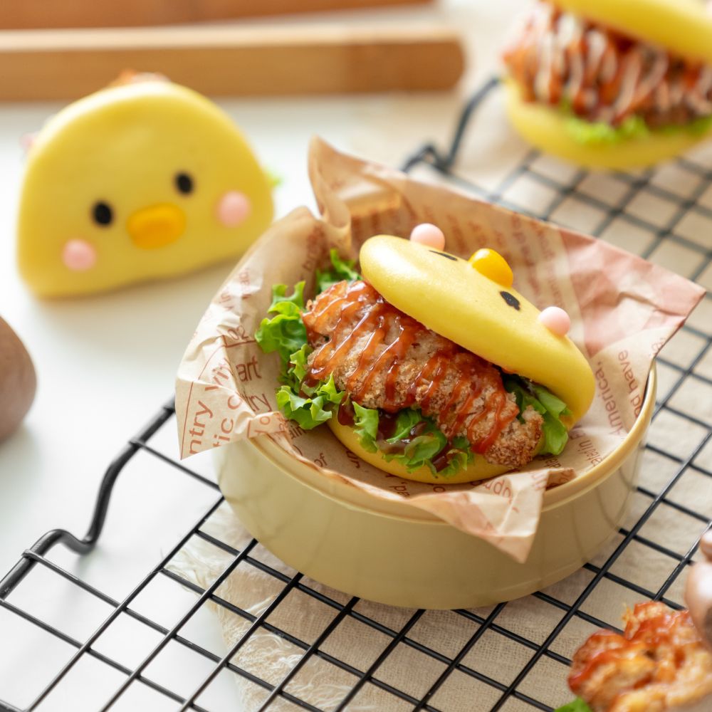 Brown & Sally Steamed Bao Buns with Filling Cooking Class for Kids π€π»