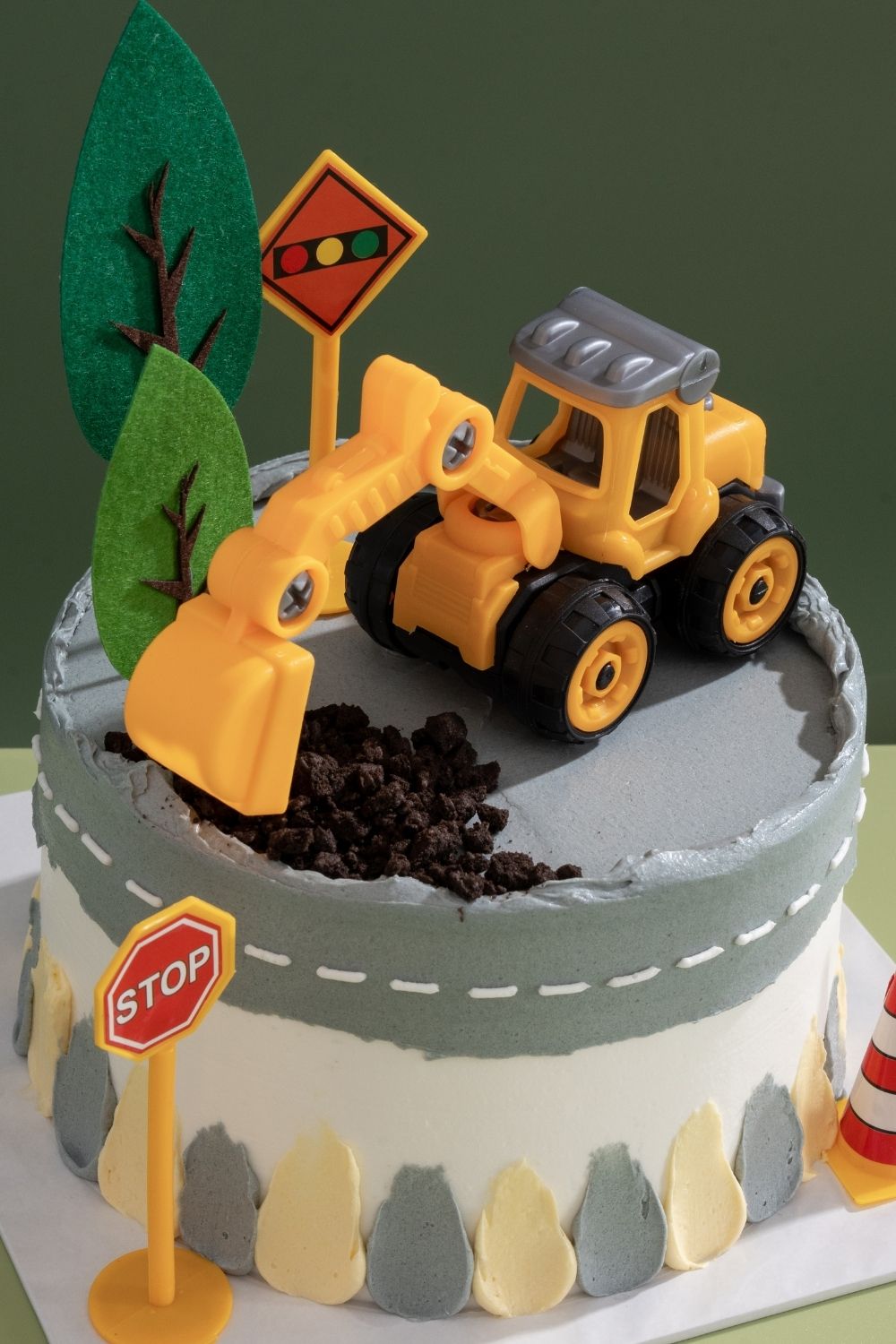Construction Celebration Cake 6”