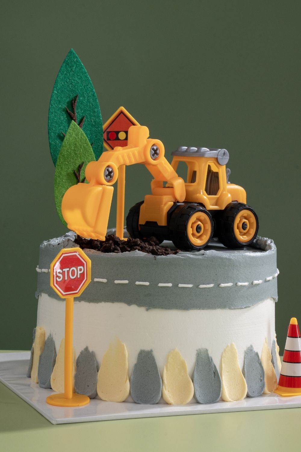 Construction Celebration Cake 6”