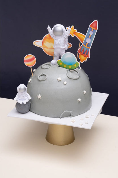 Astronaut Space Dome Cake 6"