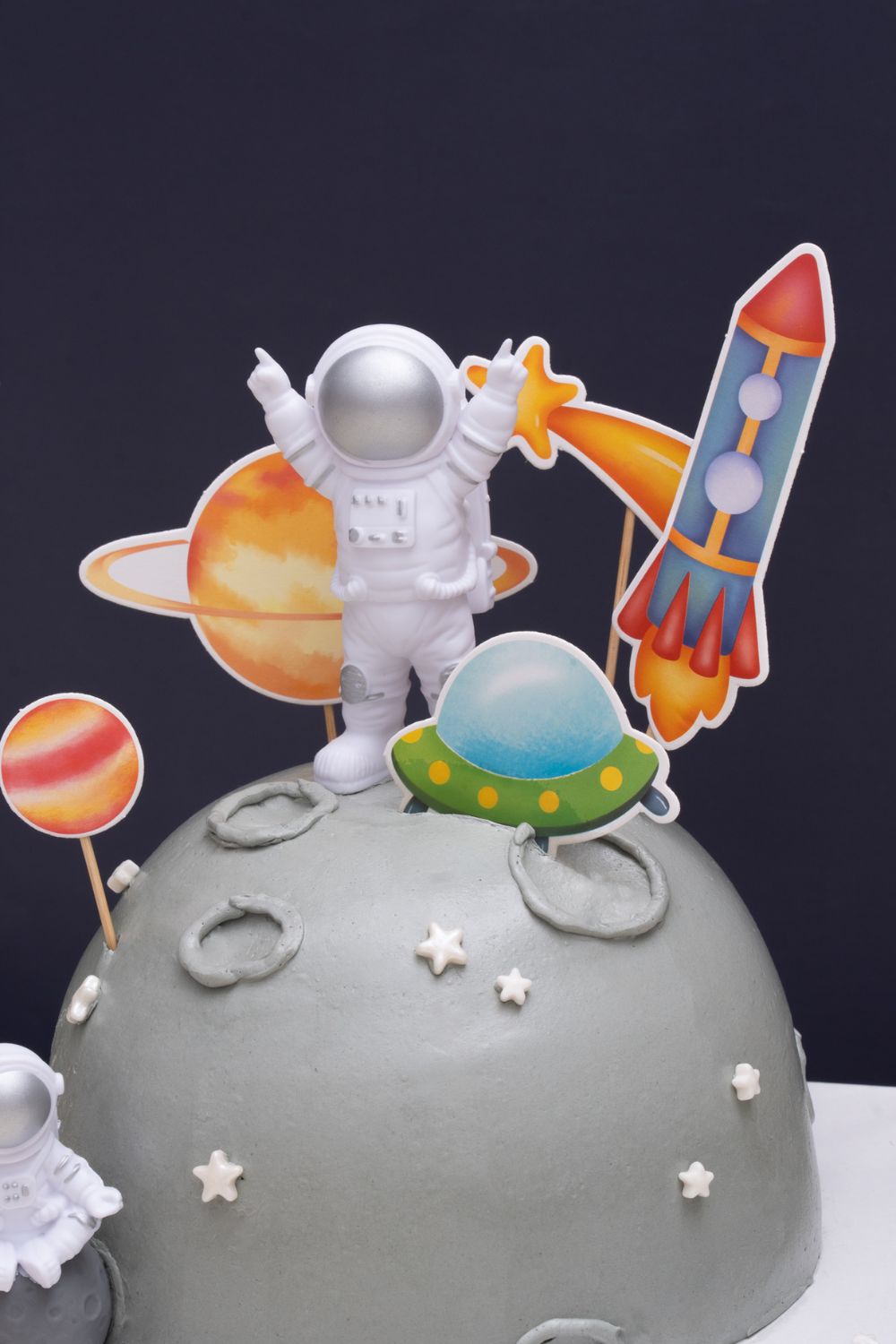 Astronaut Space Dome Cake 6"