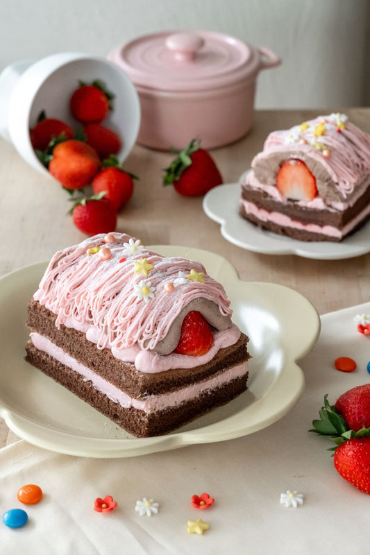 Chocolate Strawberry Sandwich Cake Baking Class for Kids 🍓🍰