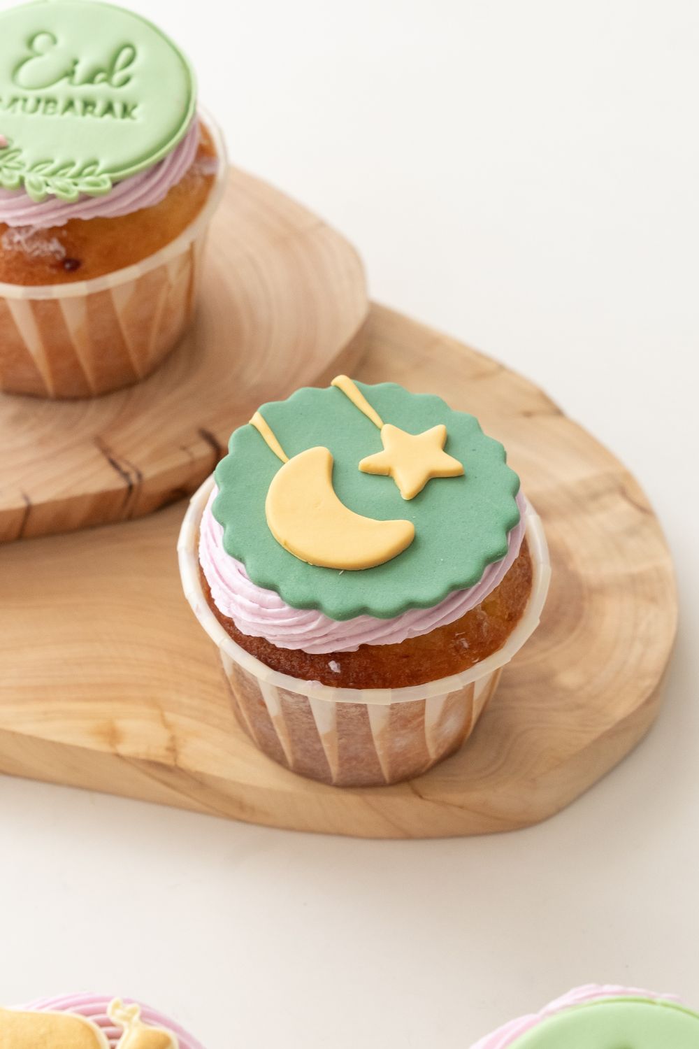 Raya Cupcakes Baking Class for Kids 🧁💚