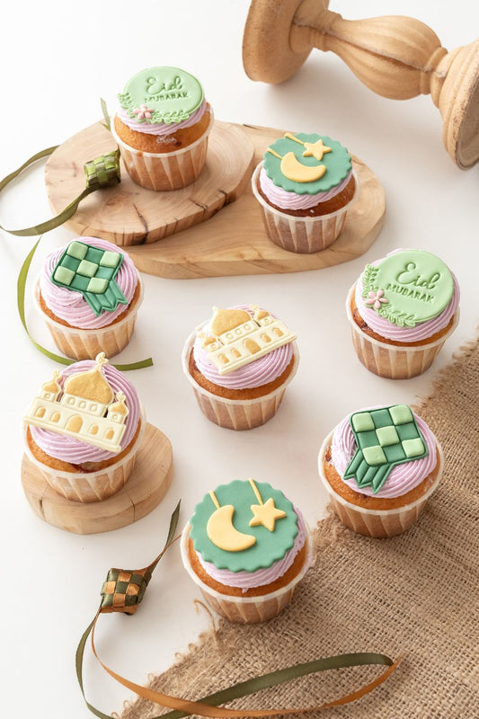 Raya Cupcakes Baking Class for Kids 🧁💚
