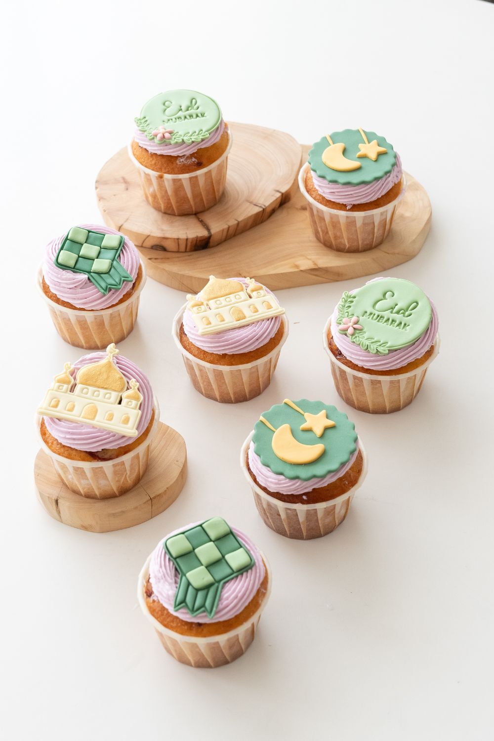 Raya Cupcakes Baking Class for Kids 🧁💚