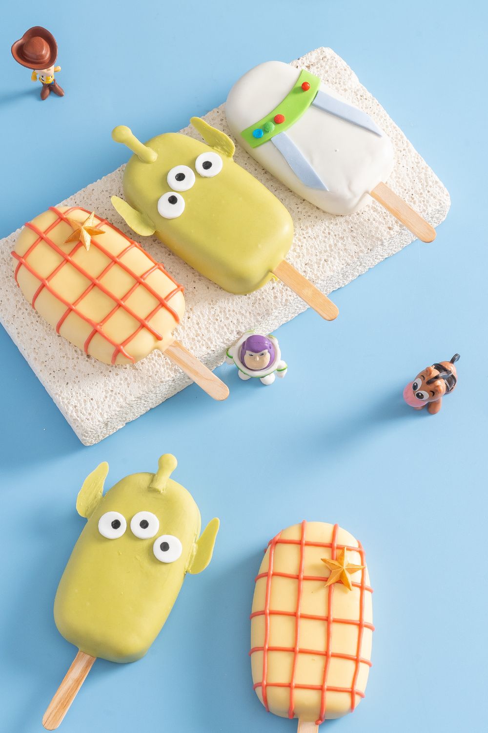 Toy Story Cakesicle Baking Class for Kids